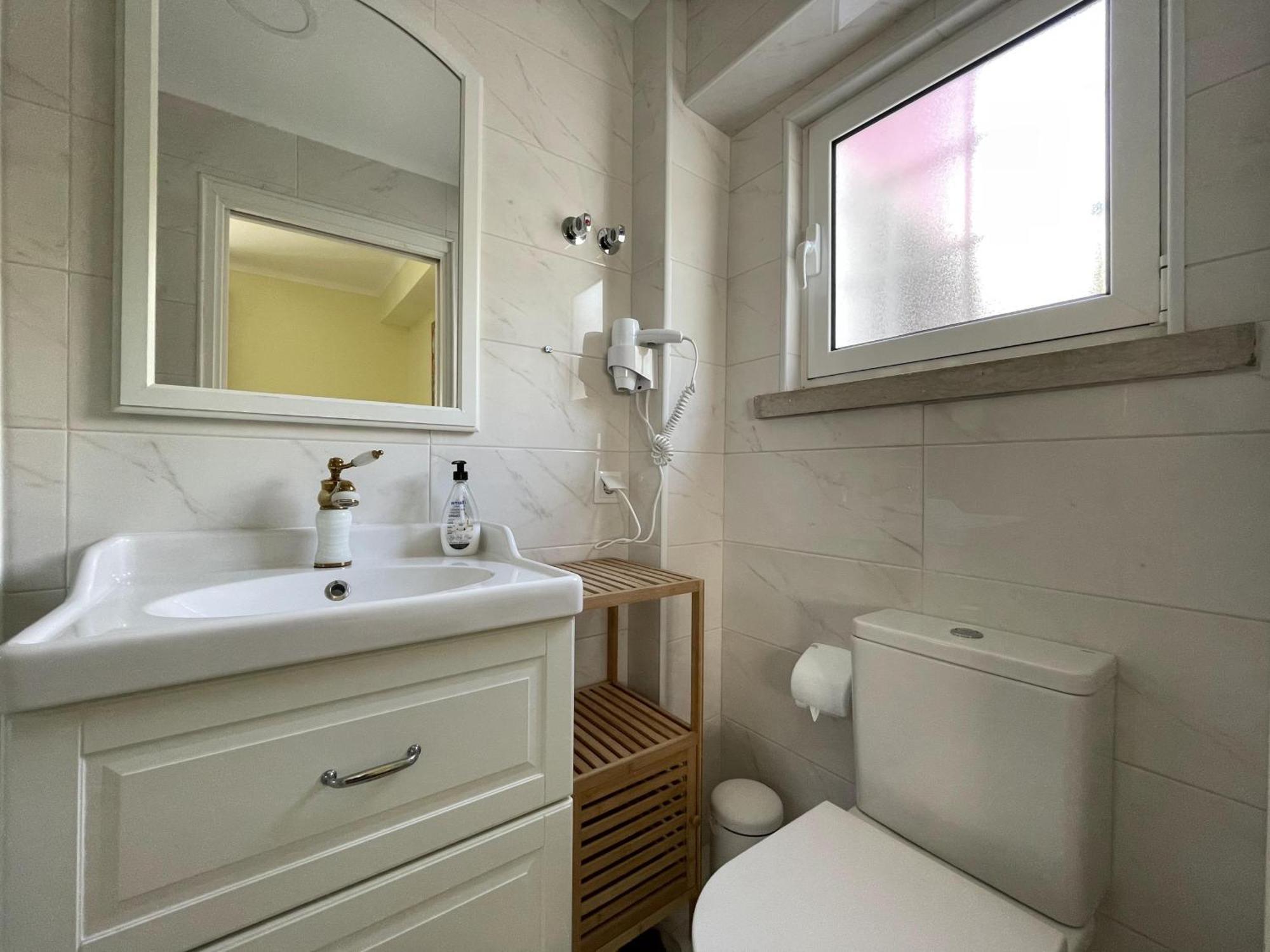 Sk Lisboa Villa Guesthouse ภายนอก รูปภาพ